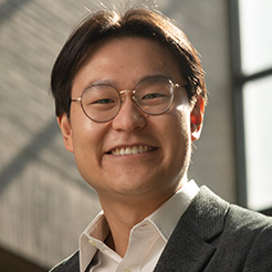 Alexander Zhou